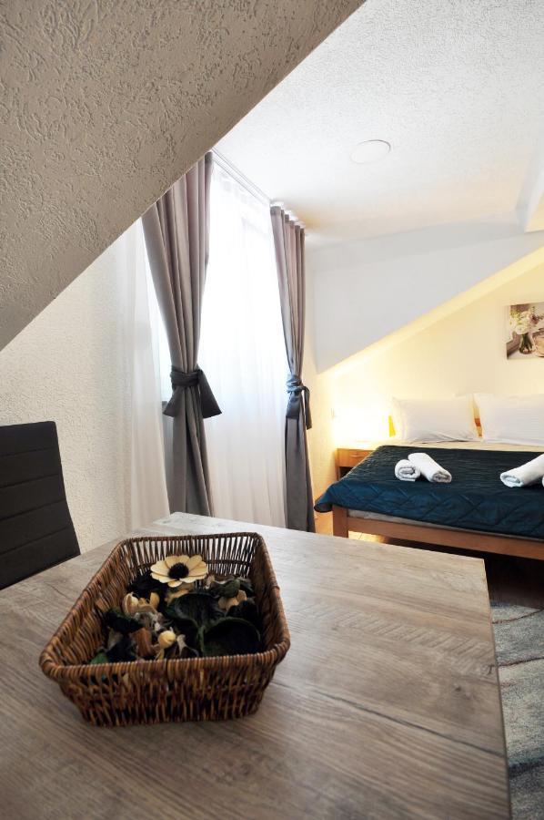 Stil Park Apartmani Vrnjačka Banja Exterior foto